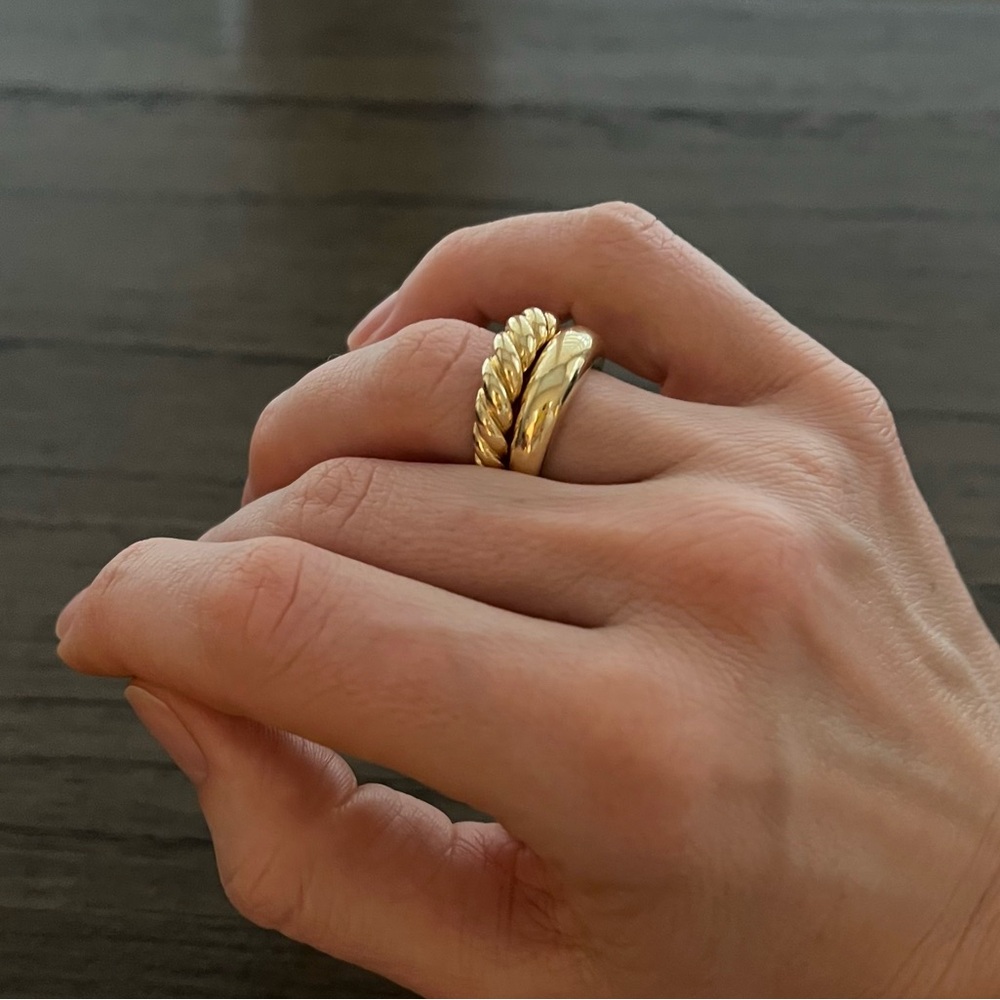 David Yurman Twisted and Smooth Gold Rings - Picture 7 of 8
